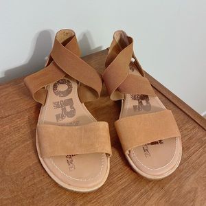 Sorel Cognac Stretch Sandals